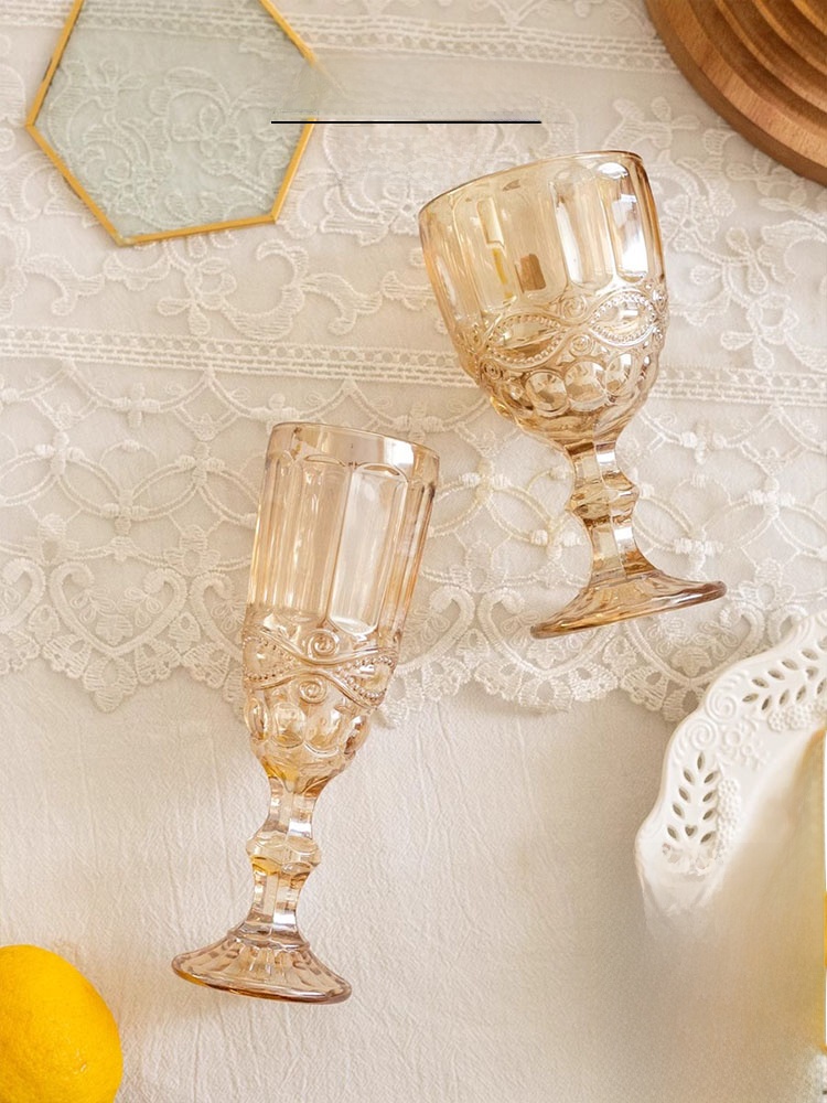 Amber Relief High Foot Champag – Wine Beer Foot recenzja i cena